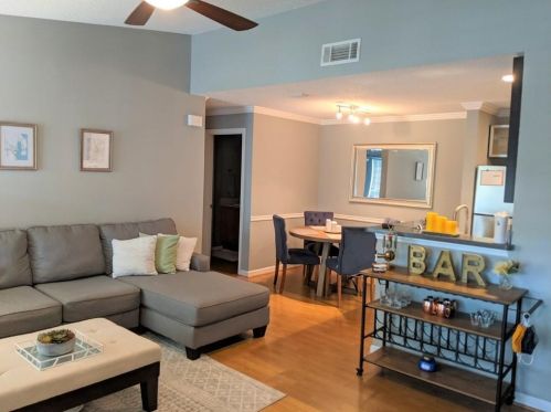 312 Granville Ct, Atlanta GA  30328-3434 exterior