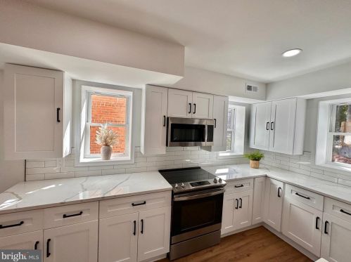 4709 Clay St, Washington DC 20019-1437 exterior