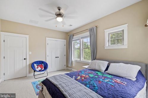 4815 15 St, Arlington VA 22205-2620 exterior