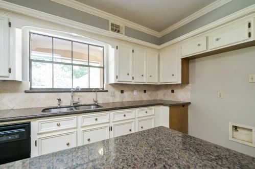 2706 Frst Gdn Dr, Humble TX 77345-1418 exterior