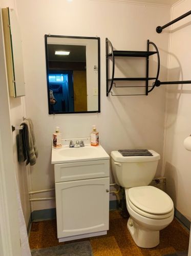 1316 Ash St, Waukegan IL 60085-1832 exterior