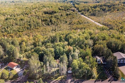 4892 Morris Thomas Rd, Duluth MN 55811-3749 exterior