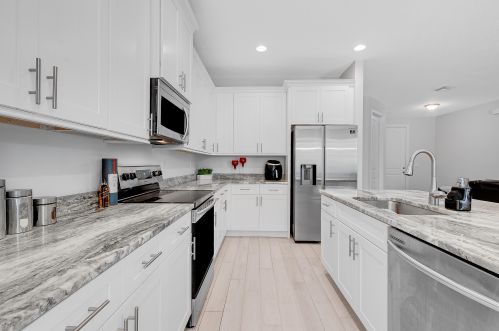 1482 Hunnicut Ave, Fort Pierce FL  34953-7002 exterior