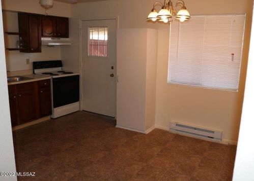 2757 Fair Oaks Ave, Tucson, AZ 85712