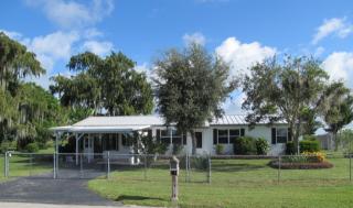 1945 53rd St, Okeechobee, FL 34974-6084