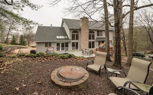 11070 Rambling Oaks Dr, Saint Louis MO 63128-2036 exterior