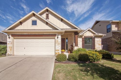 6900 Barstow Ct, Austin, TX 78749-4104