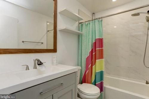 14408 Butternut Ct, Rockville MD exterior