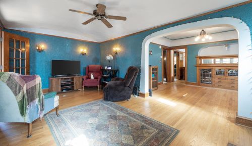 2348 56, Milwaukee WI 53219-2212 exterior