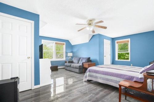 15 Longview Dr, Concord NH  03304-4809 exterior