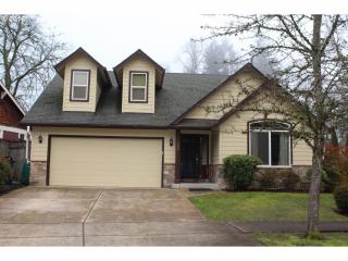 122 Bampton Ct, Eugene, OR 97404-3313