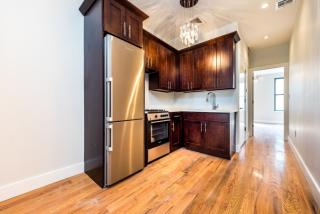 287 Irving Ave, Brooklyn NY  11237-5086 exterior