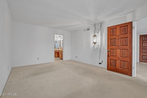 14223 2 Ave, Phoenix AZ 85023-6460 exterior