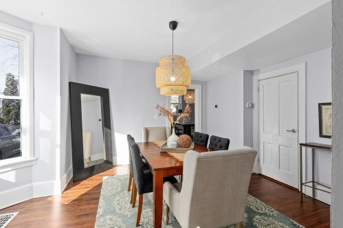 350 Smith St, Milwaukee WI  53207-1508 exterior