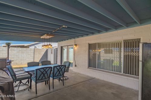 16418 30th Dr, Phoenix AZ  85045-2271 exterior