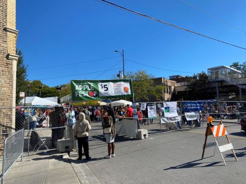 4700 Western Ave, Chicago IL  60625-2013 exterior