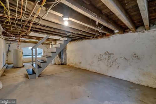 1343 Corlies St, Philadelphia PA  19146-3507 exterior