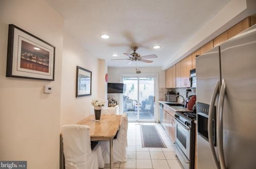 560 Judson St, Philadelphia PA 19121-2028 exterior