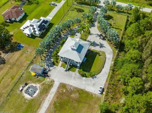 3265 56 Ave, Naples FL 34120-1815 exterior