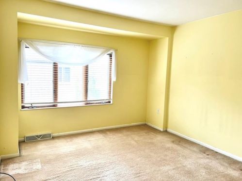 173 Linden Ct, Pittsburgh PA 15237-2624 exterior