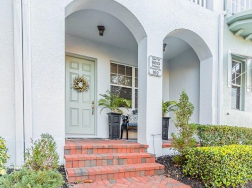 6013 Bowen Daniel Dr, Tampa, FL 33616-1464