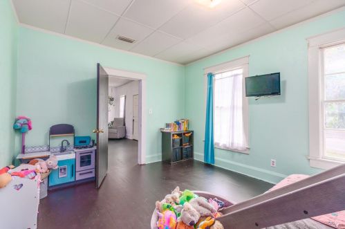 10012 Annette Ave, Tampa FL 33612-6826 exterior