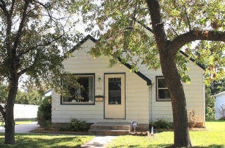 8131 Kathryn Ave, Milwaukee WI  53218-3640 exterior