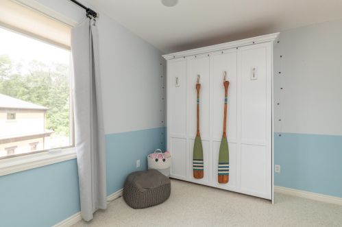 952 Eagle Lk Dr, Kalamazoo MI 49009-8429 exterior