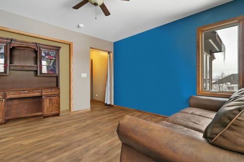 2309 Timberline Trl, Bull Valley IL 60098 exterior