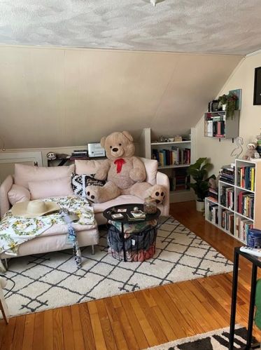 453 Woonasquatucket Ave, Providence RI 02911-3134 exterior