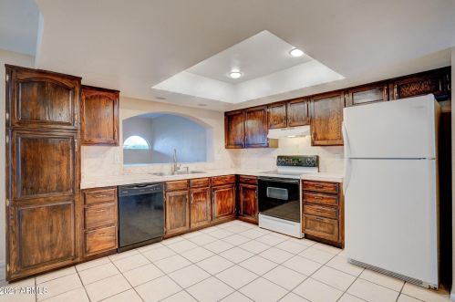 11602 42nd Ave, Phoenix AZ 85029-1912 exterior