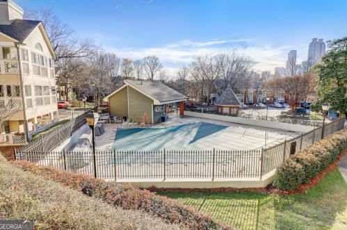 692 Mcgill Pl, Atlanta GA 30312-1073 exterior