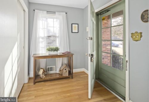 5104 Mount Vernon Memorial Hwy, Alexandria, VA 22309-3320