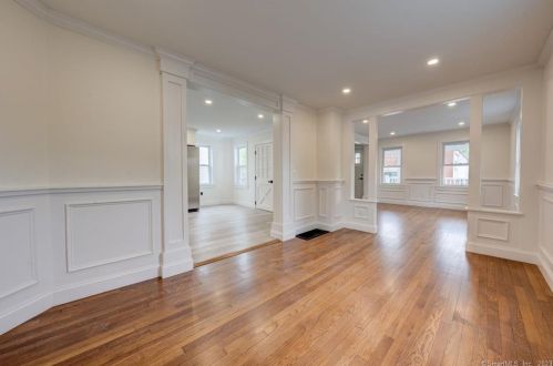 146 Ward St, Wallingford CT  06492-4038 exterior