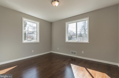 11611 Mapleview Dr, Silver Spring MD 20902-2327 exterior