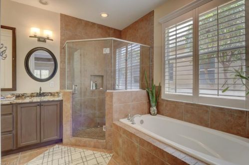 14495 Jekyll Is Ct, Naples FL 34119-4815 exterior