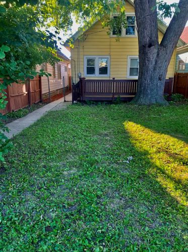 3922 23 St, Milwaukee WI 53206-1916 exterior