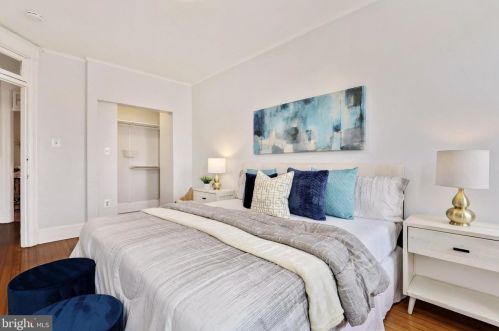 3232 Warder St, Washington DC 20010-2523 exterior