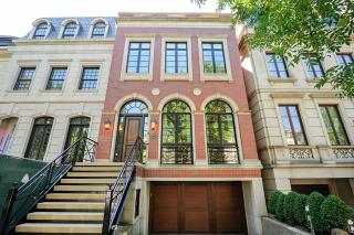 1900 Burling St, Chicago IL  60614-5124 exterior