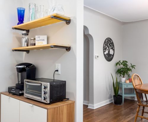 945 Eleanor St, Grand Rapids MI 49505-4305 exterior