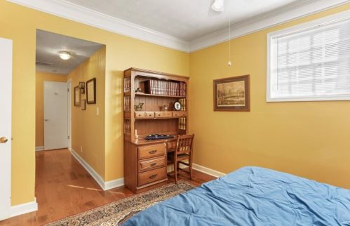 5615 Chemin De Vie, Atlanta GA 30342-2577 exterior