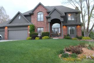 17908 Shirley Cir, Omaha, NE 68130-2639