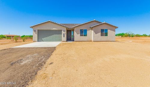 39112 9th Ave, Phoenix AZ  85086 exterior