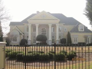 10450 Belladrum, Alpharetta GA  30022-5132 exterior