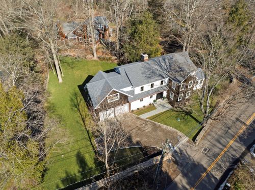 184 Perry Ave, Norwalk CT 06850-1623 exterior