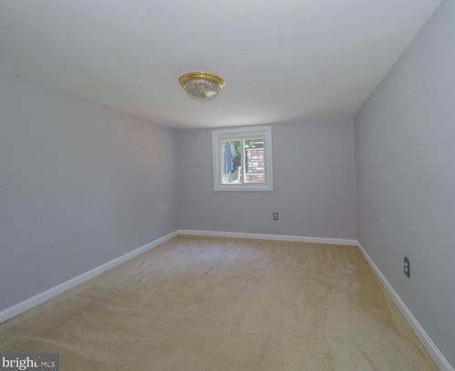 12705 Hathaway Dr, Silver Spring MD 20906-4076 exterior