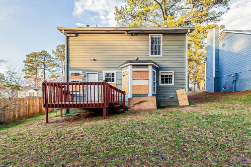 6299 Marbut Farms Ln, Lithonia GA 30058-8977 exterior