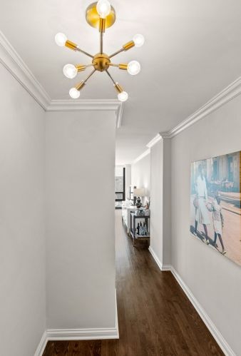 1636 Wells St, Chicago IL 60614-6037 exterior