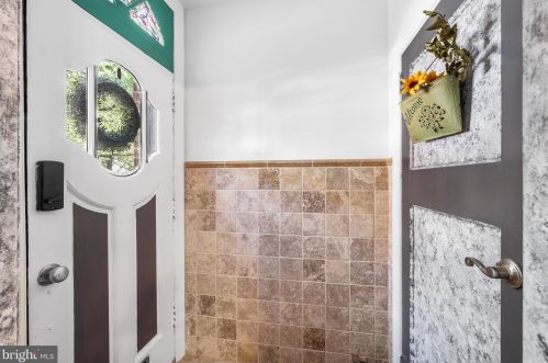 714 Carpenter St, Philadelphia PA  19147-3908 exterior