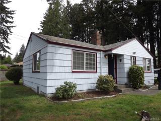 1902 157th St, Seattle, WA 98133-6021